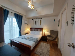 1 bedroom with balcony near airport